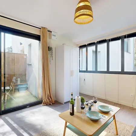 Διαμέρισμα Expat Renting - L'annexe - Wifi - Climatisation *